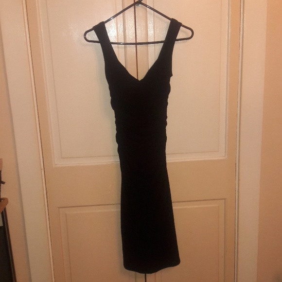 Laundry by Shelli Segal Dresses & Skirts - 🔥LITTLE BLACK DRESS🔥